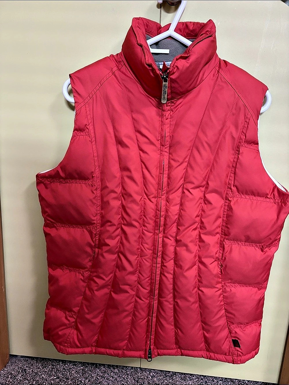 Woolrich Quilted Vest in Pink Size Medium